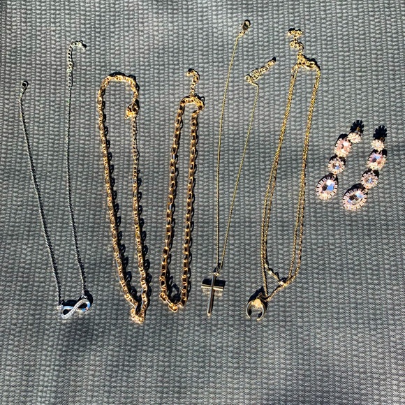 Jewelry Set - Picture 3 of 3